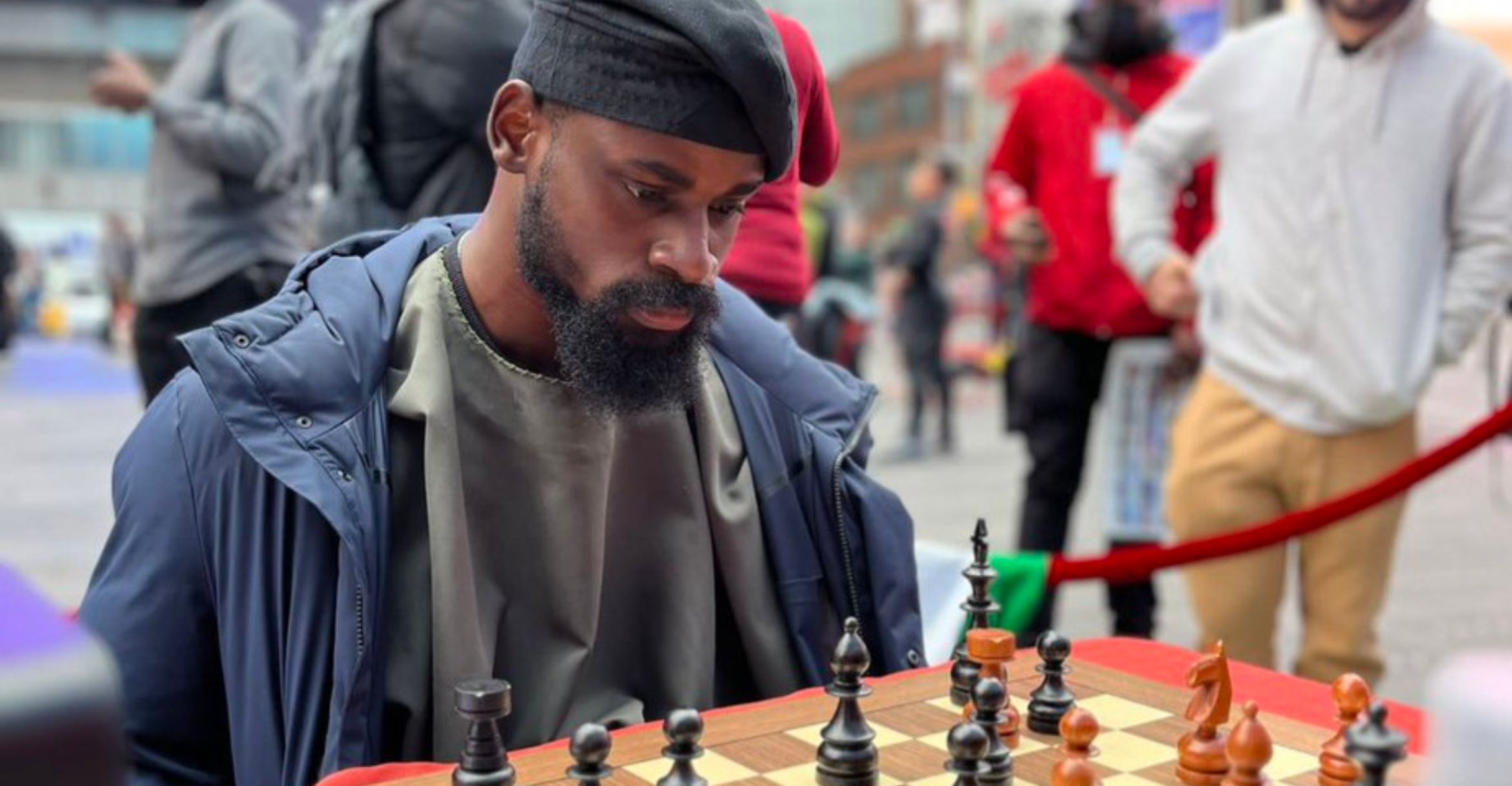 tunde-onakoya-nigerian-chess-champion-empowering-displaced-children-education