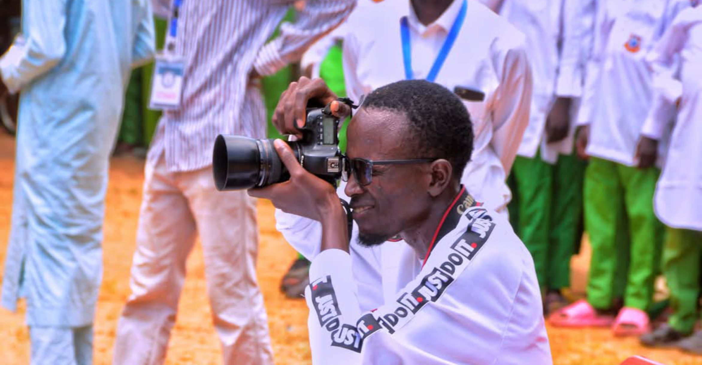 Nigerian Photographer Sets New Guinness World Record for Most Headshots In One Hour